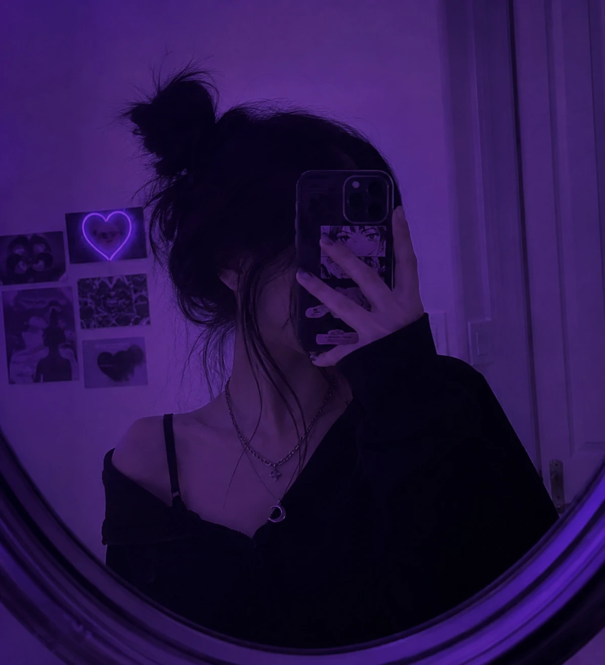 Aesthetic purple profile picture with mirror selfie style and violet lighting
